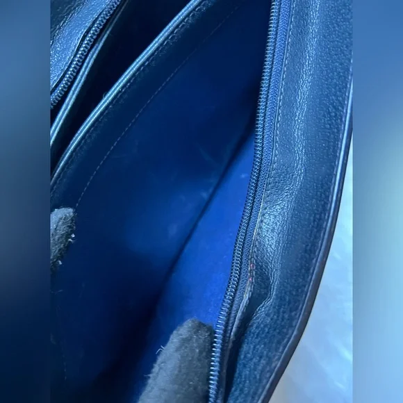 ⭐️ - GUCCI-41 02 013 Coated Canvas Black Crossbody - Picture 7 of 15